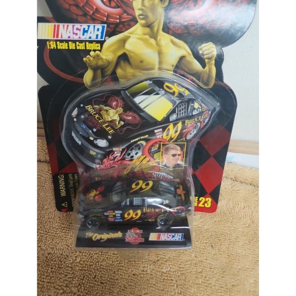 Nascar Bruce Lee no. 99